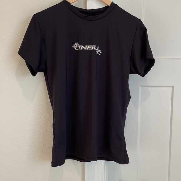 Women’s 🌊O’Neill Short Sleeve Rash Guard Sun Shirt SPF 50 - Picture 1 of 5